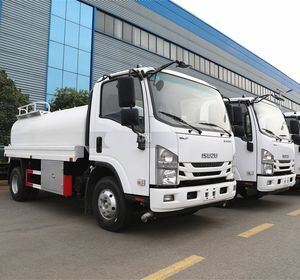五十铃4×2农业喷灌洒水车