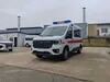 现车供应：福特全顺T8汽油版监护型救护车&mdash;&mdash;医院ICU及急救医疗专用车