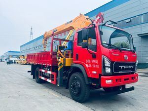 畅销4×4汽车起重机卡车和8吨直臂式汽车起重机卡车