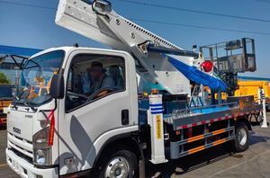 五十铃32米液压高空作业车，高空作业升降车，伸缩式液压升降车，特价销售