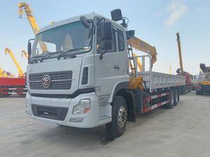 6×4驱动10吨/12吨五节臂液压起重卡车