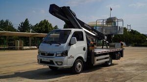 东风4×2高端智能23米纯电动新能源高空作业车