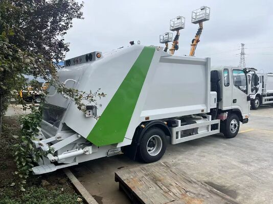 江淮6立方米压缩式垃圾车，用于废物管理