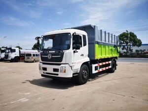 高端东风4×2密闭式垃圾收集车，高效垃圾管理解决方案