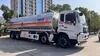 东风天龙6&times;4型20立方米（20000升）燃油运输车，用于石油配送