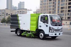 环保型先进高速公路清扫车，助力可持续街道清洁