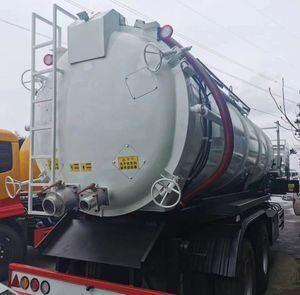 双轴真空半挂吸污车，容积25000升，污泥吸污车，真空罐车