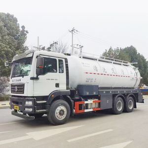 斯达克18立方米真空吸污车 - CE认证市政车辆