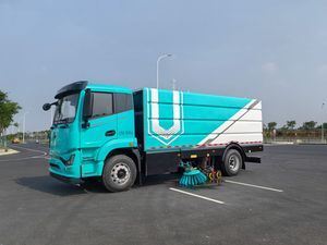 厂家直销18吨电动新能源城市道路清扫车