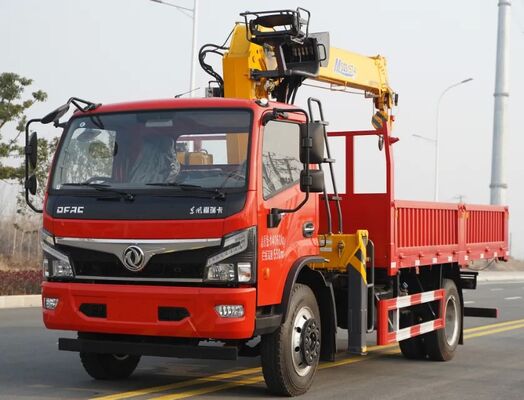 东风4&times;2液压升降卡车，载重能力7吨