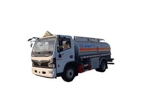 东风燃油运输车/5000-8000升油罐车