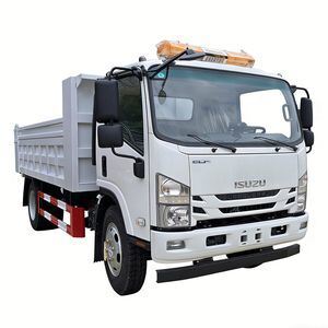 五十铃700P自卸卡车，货厢空间宽敞