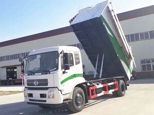 高品质东风密封式垃圾压缩车（适用于城市区域）