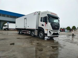 高效30吨保温冷藏车，专为新鲜食品运输设计