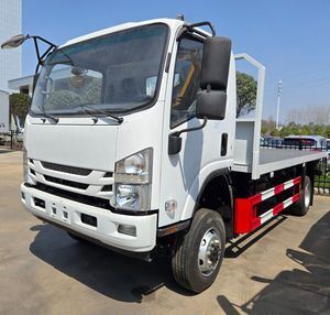 五十铃4&times;4平板卡车价格，适用于建筑工地高效运输。